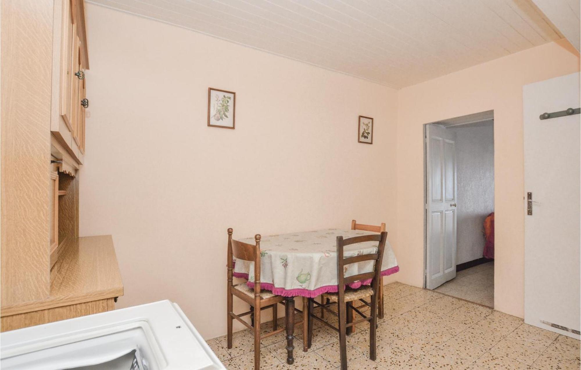 Lovely Apartment In Pietranera With Wifi エクステリア 写真