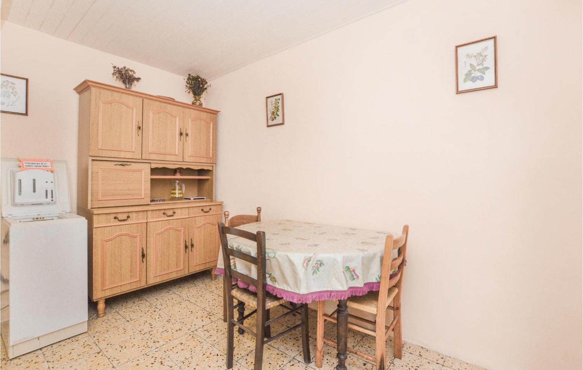 Lovely Apartment In Pietranera With Wifi エクステリア 写真