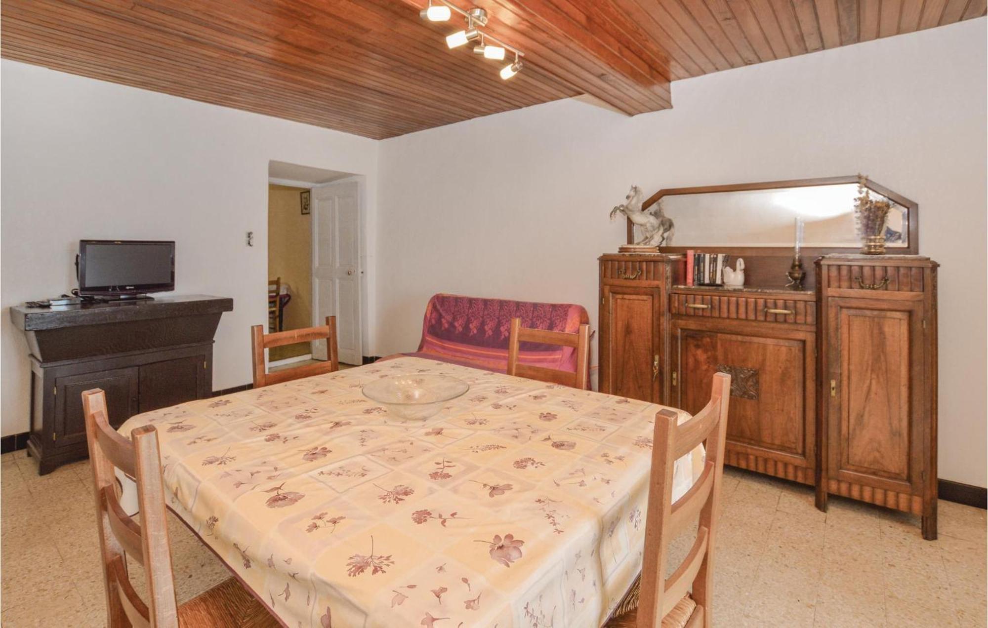 Lovely Apartment In Pietranera With Wifi エクステリア 写真